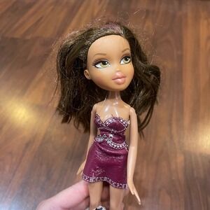 Vintage Y2K Bratz Fashion Doll Hair Style Yasmin MGA 2008 With Dress